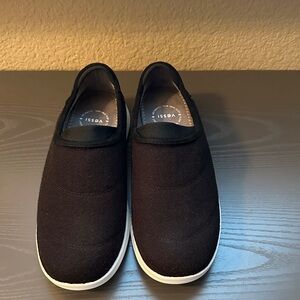 Vessi Sunday Black Comfort Slip-On Sneakers with White bottom trim Size 9